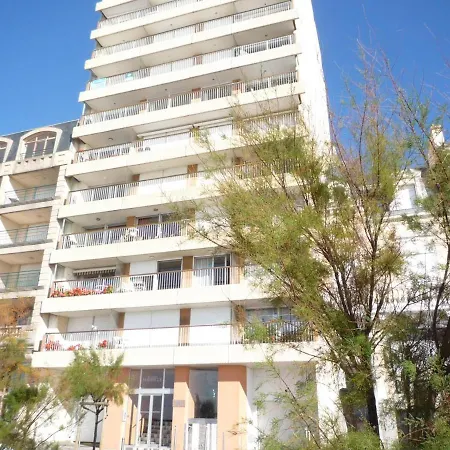 Avec Accès Direct à La Plage, Balcon Et Garage Privé - Fr-1-92-690 Apartamento