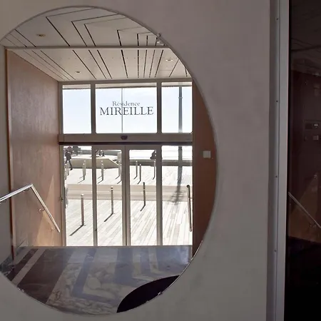 Apartamento Avec Accès Direct à La Plage, Balcon Et Garage Privé - Fr-1-92-690