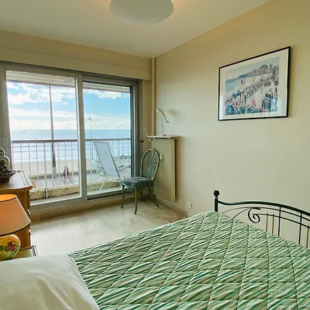 Avec Accès Direct à La Plage, Balcon Et Garage Privé - Fr-1-92-690 *