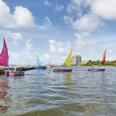 Avec Acces Direct A La Plage, Balcon Et Garage Prive - Fr-1-92-690 * Ле-Сабль-д’Олон